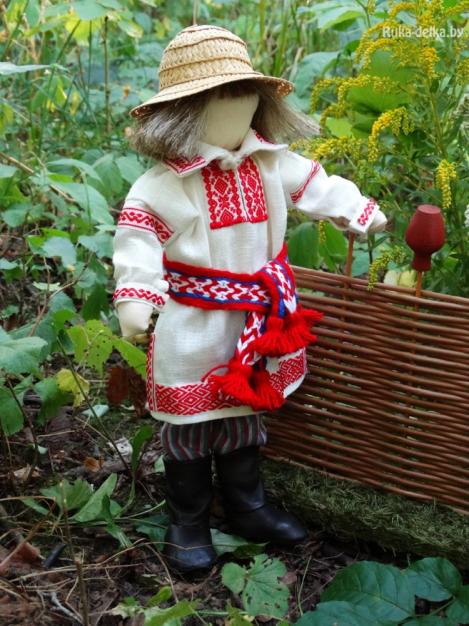 кукла в белорусском народном костюме
