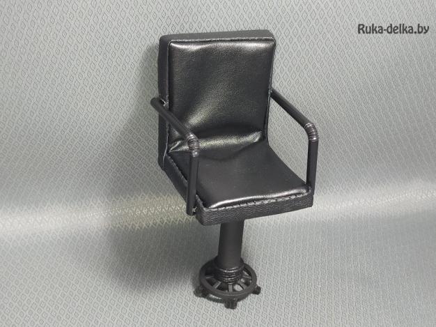 мебель для кукол: компьютерный стул