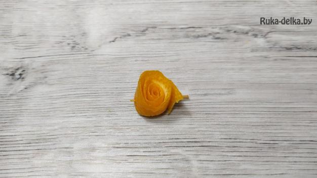 розы из апельсиновой кожуры